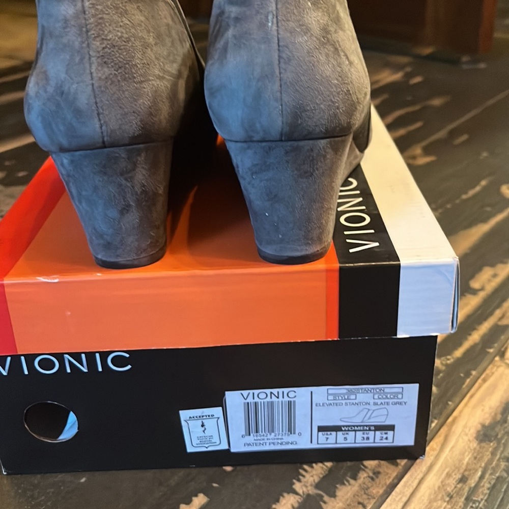 Gently Used Vionic Elevated Stanton Bootie - image 3